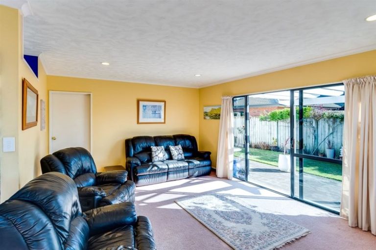 Photo of property in 9 Belgrave Place, Taradale, Napier, 4112