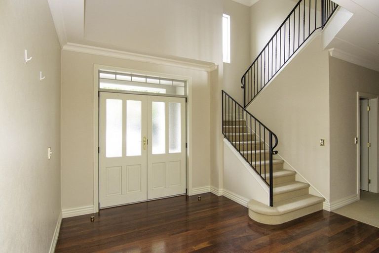 Photo of property in 4 Pastoral Lane, Hokowhitu, Palmerston North, 4410