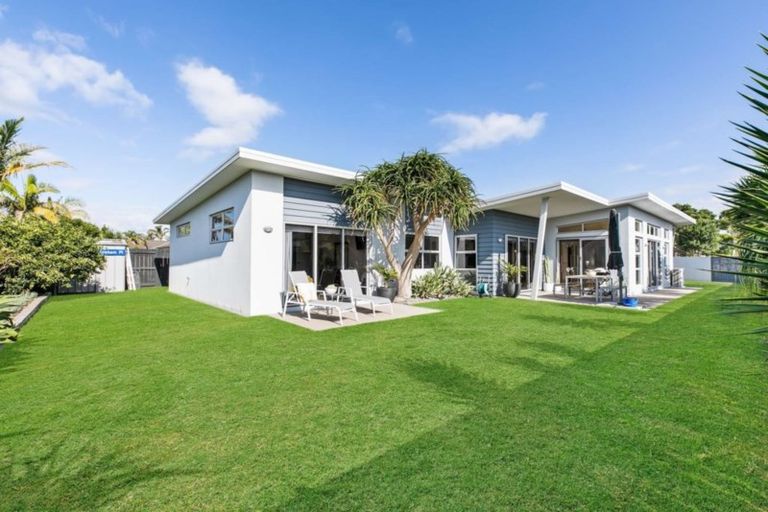 Photo of property in 29 Kahira Crescent, Papamoa Beach, Papamoa, 3118