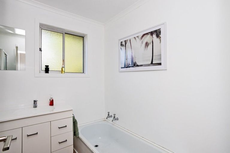 Photo of property in 55 Cunningham Street, Grasmere, Invercargill, 9810