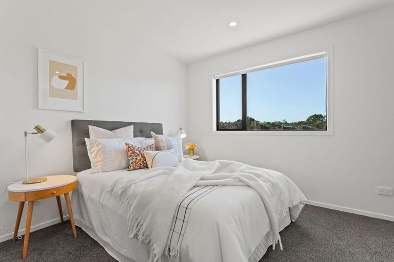 Photo of property in 6/28 Westgate Drive, Westgate, Auckland, 0614