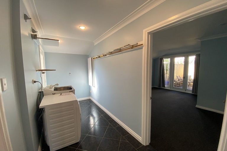 Photo of property in 164 Lemon Street, Strandon, New Plymouth, 4312