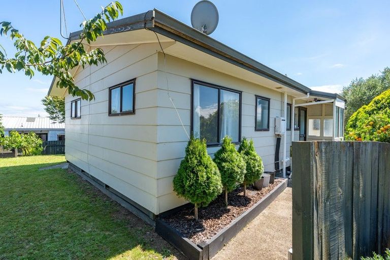 Photo of property in 32 Lansdowne Crescent, Glenview, Hamilton, 3206