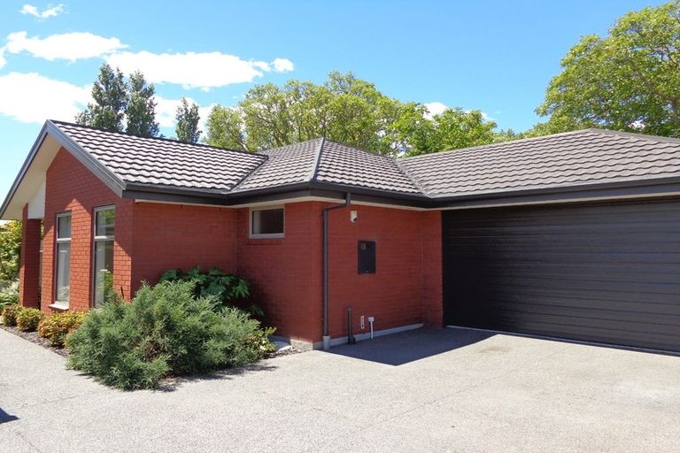 Photo of property in 97e Opawa Road, Opawa, Christchurch, 8023