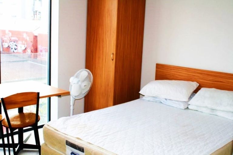 Photo of property in Dual Apartments, 108/142 Vivian Street, Te Aro, Wellington, 6011