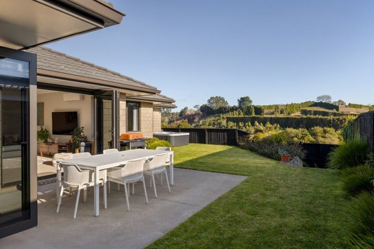 Photo of property in 60 Puhirake Crescent, Pyes Pa, Tauranga, 3112