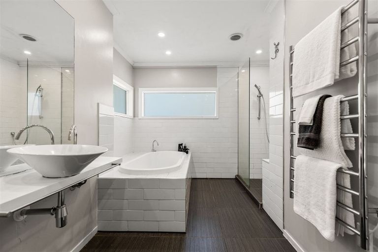 Photo of property in 1/36a Tomo Street, New Lynn, Auckland, 0600