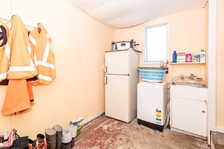 Photo of property in 119 De Lautour Road, Inner Kaiti, Gisborne, 4010