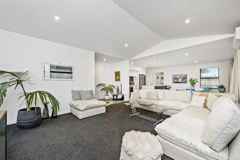 Photo of property in 56 Lucca Crescent, Rolleston, 7615