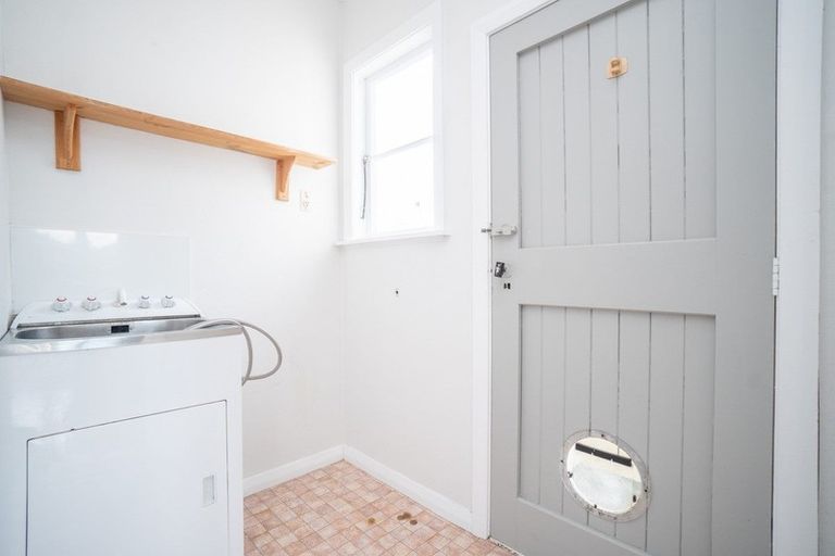 Photo of property in 6 Rangiora Avenue, Roslyn, Palmerston North, 4414