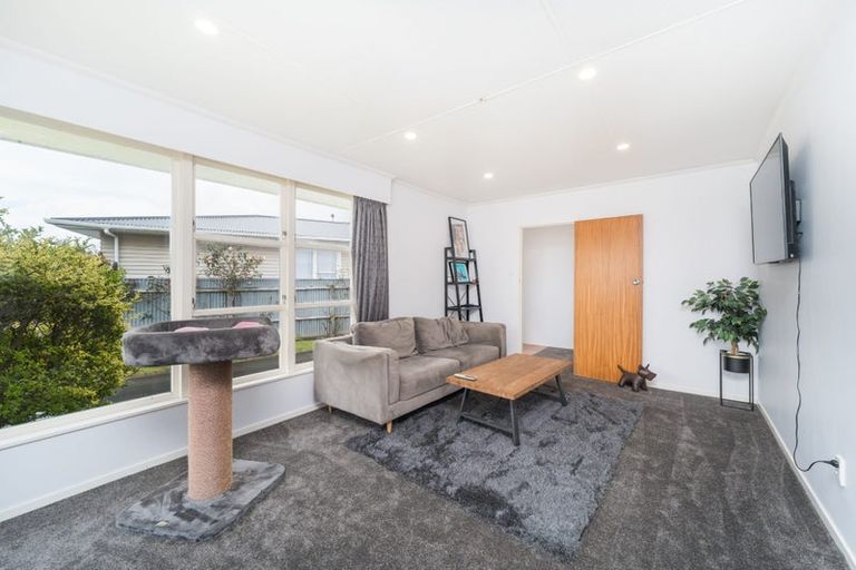 Photo of property in 35 Karamea Crescent, Kelvin Grove, Palmerston North, 4414