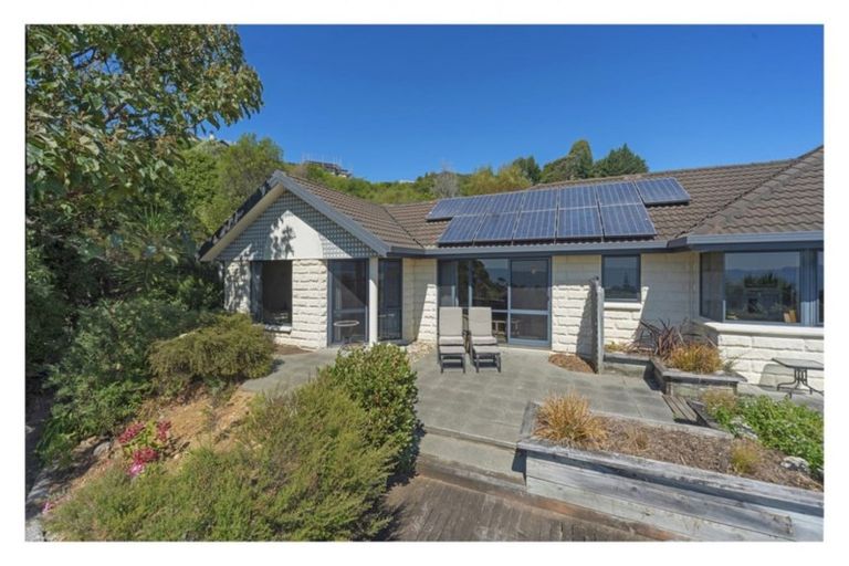 Photo of property in 16 Paradise Way, Pohara, Takaka, 7183