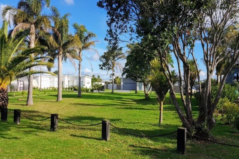 Photo of property in 26 Dune View Drive, Mangawhai, 0505