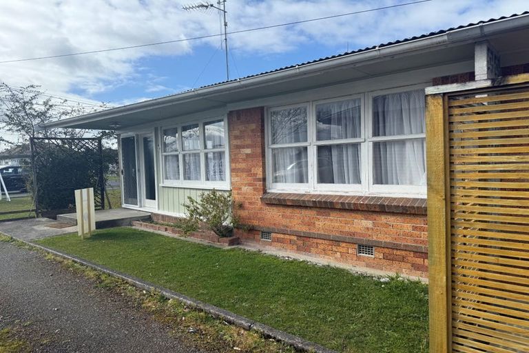 Photo of property in 1143 Heaphy Terrace, Fairfield, Hamilton, 3214