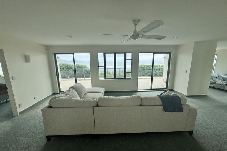 Photo of property in 69 Field Way, Waikanae Beach, Waikanae, 5036