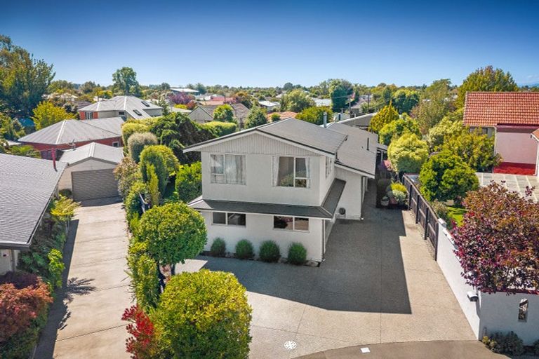 Photo of property in 17 Pelorus Place, Harewood, Christchurch, 8051