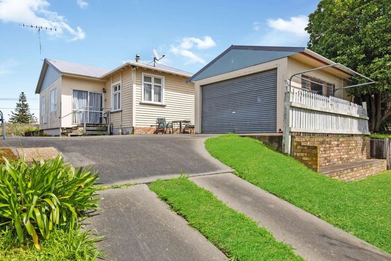Photo of property in 30 Konini Street, Tawhero, Whanganui, 4501
