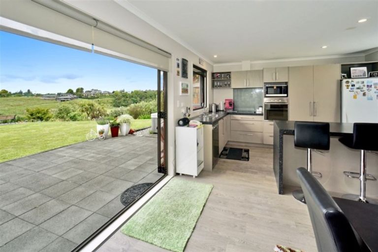 Photo of property in 43 Norm Freeman Drive, Te Puke, 3119