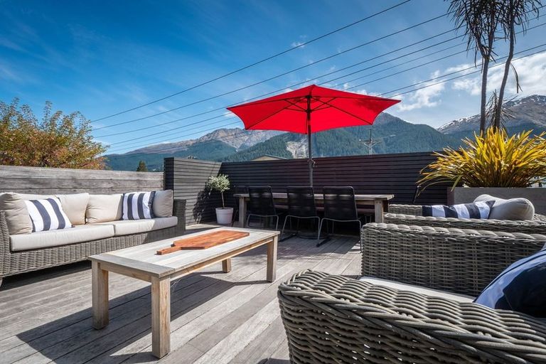 Photo of property in 3 Dublin Street, Queenstown, 9300