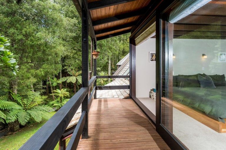 Photo of property in 24 Channel View Road, Campbells Bay, Auckland, 0630