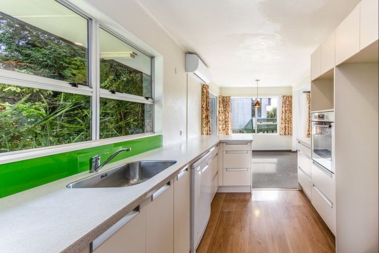 Photo of property in 34 Tokomaru Drive, Havelock North, 4130