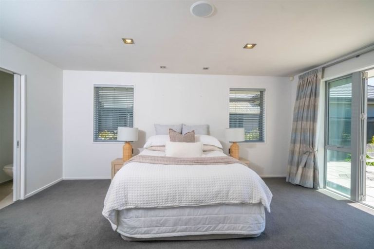 Photo of property in 5 Reka Street, Parklands, Christchurch, 8083