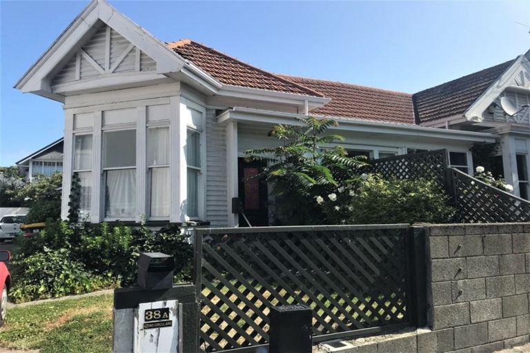 Photo of property in 38a Hereford Street, West End, Palmerston North, 4410