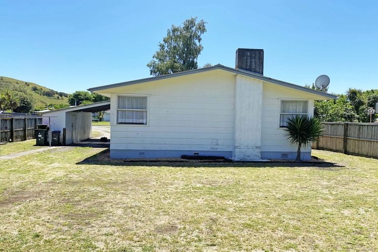 Photo of property in 46 Peter Lippa Drive, Kawerau, 3127