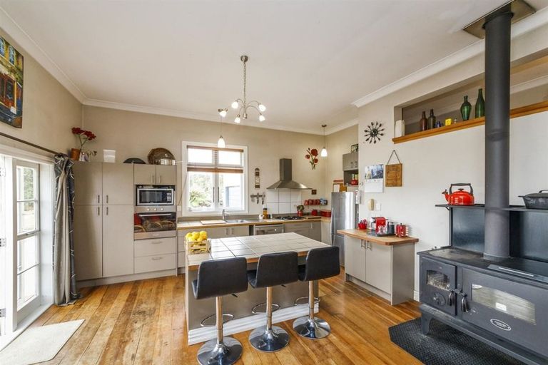 Photo of property in 50 London Street, Kimbolton, Feilding, 4777