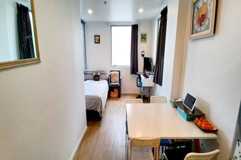 Photo of property in Q-city Apartments, 6a/15 City Road, Auckland Central, Auckland, 1010