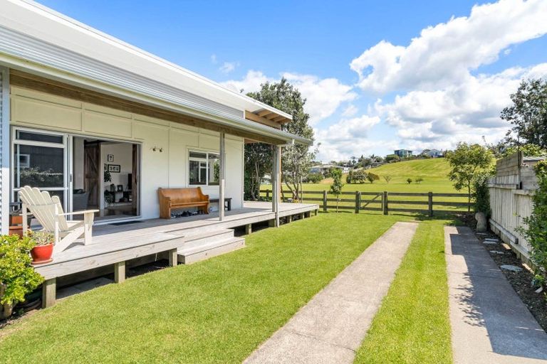 Photo of property in 10b Citrus Avenue, Waihi Beach, 3611