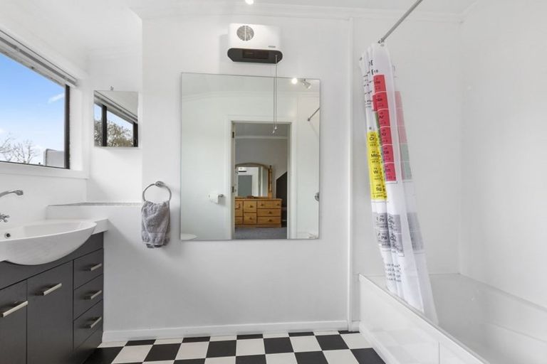 Photo of property in 80 Gladstone Road North, Mosgiel, 9024