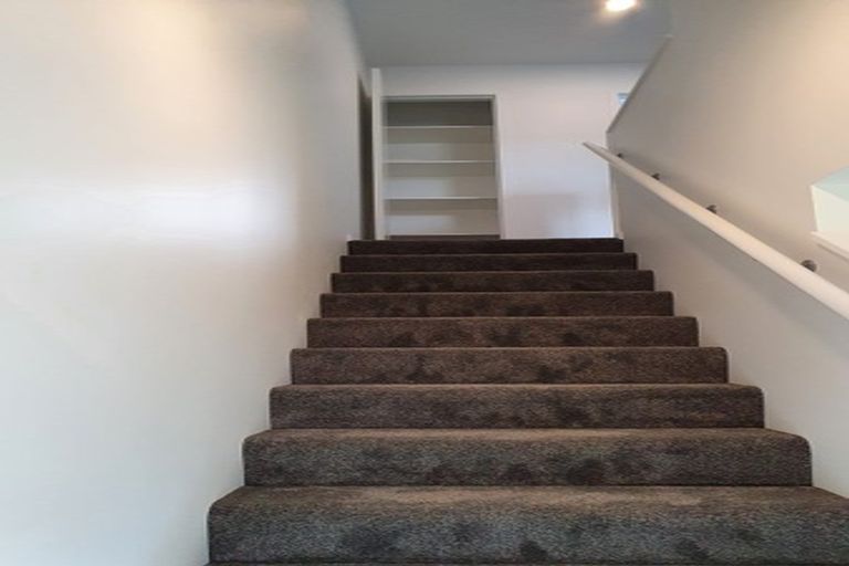 Photo of property in 2/10 Riccarton Road, Riccarton, Christchurch, 8011