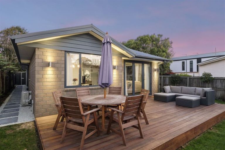 Photo of property in 22 Devon Street, Sydenham, Christchurch, 8023