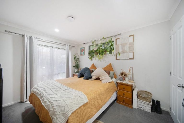 Photo of property in 4 Kumar Place, The Gardens, Auckland, 2105