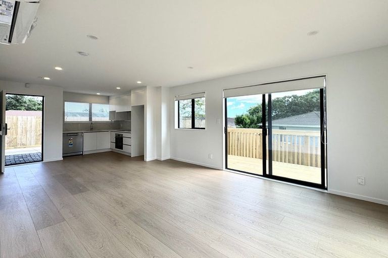 Photo of property in 30e Mack Place, Red Hill, Papakura, 2110