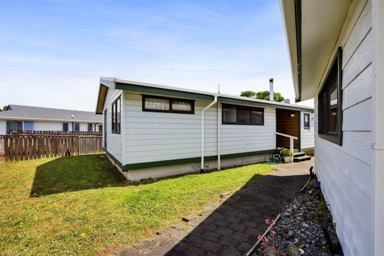 Photo of property in 5 Penrod Drive, Bell Block, New Plymouth, 4312