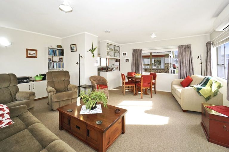 Photo of property in 12b Hastings Street, Te Puke, 3119