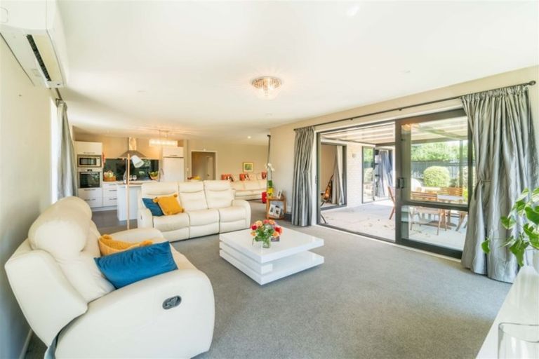 Photo of property in 59 Somerville Crescent, Aidanfield, Christchurch, 8025