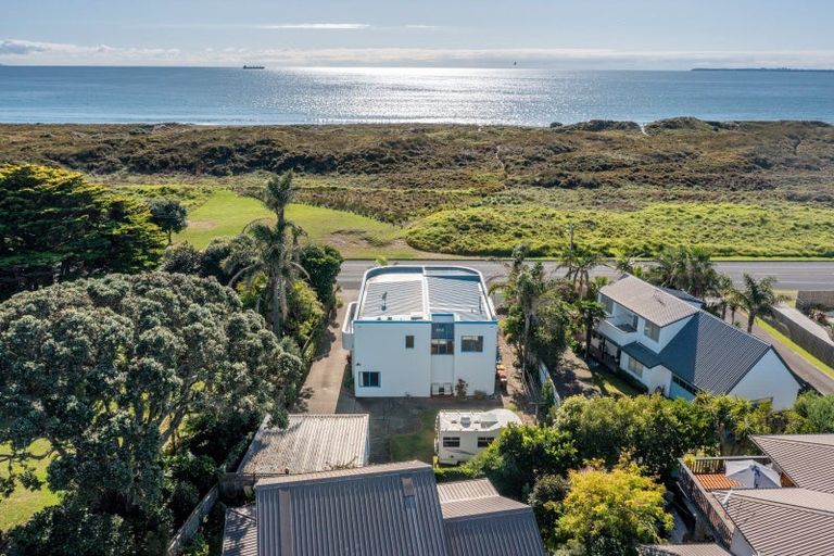 Photo of property in 336 Papamoa Beach Road, Papamoa Beach, Papamoa, 3118