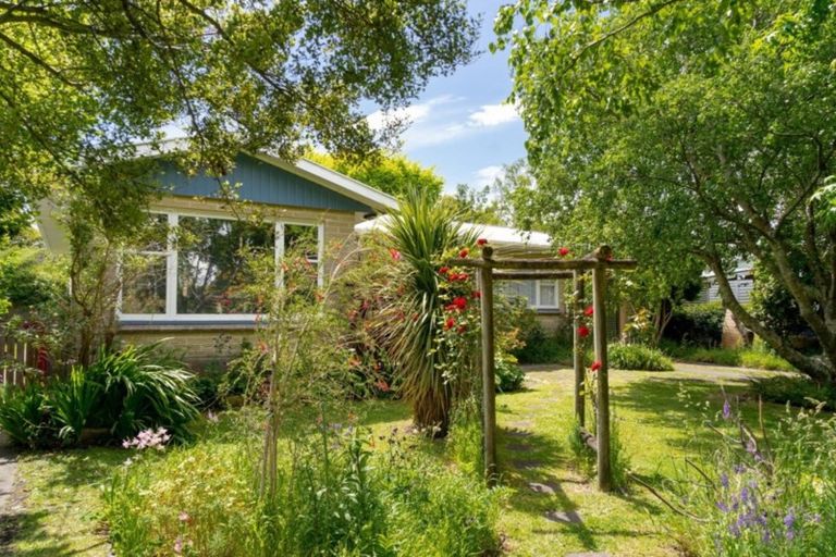 Photo of property in 25 William Benton Street, Featherston, 5710