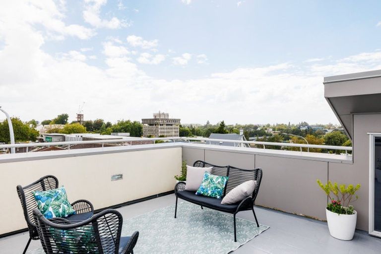 Photo of property in 21 Radnor Street, Hamilton Central, Hamilton, 3204