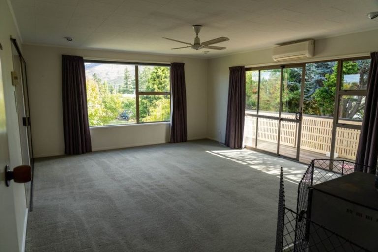 Photo of property in 82 Newcastle Street, Clyde, 9330