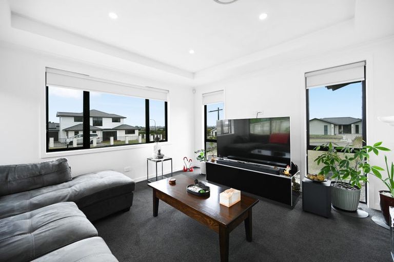 Photo of property in 23 Waireka Road, Rototuna North, Hamilton, 3210