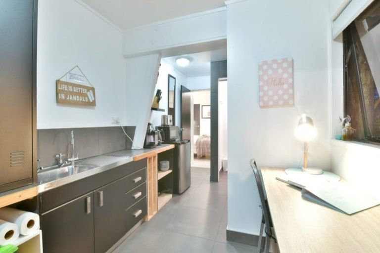 Photo of property in 254 Wade River Road, Wade Heads, Whangaparaoa, 0932