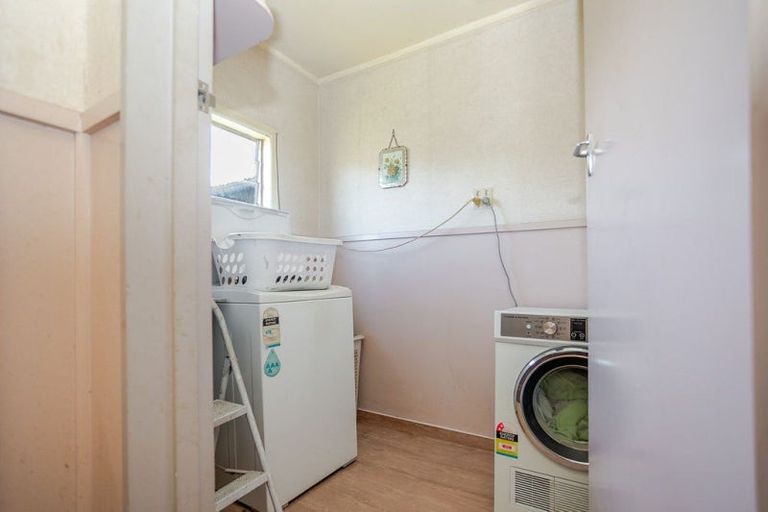 Photo of property in 4 Otanga Street, Dannevirke, 4930