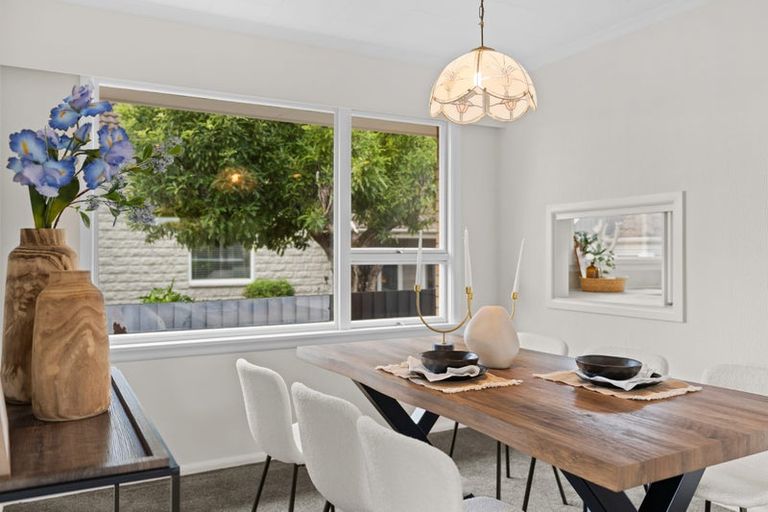 Photo of property in 29 Highfield Place, Avonhead, Christchurch, 8042