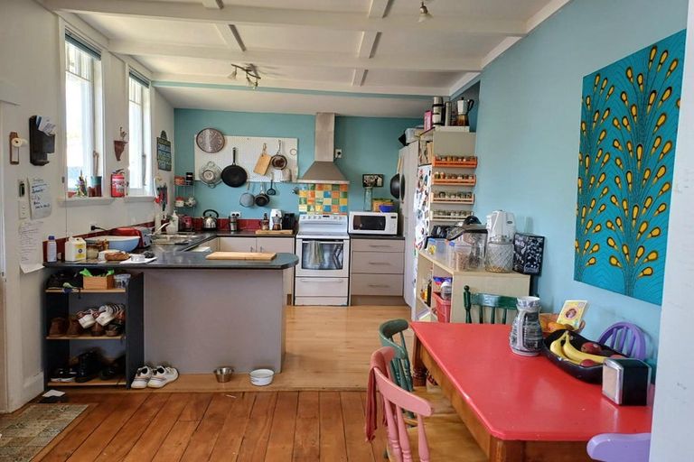 Photo of property in 10 Totara Street, Nelson South, Nelson, 7010