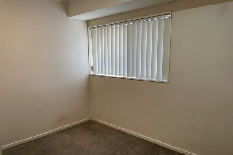 Photo of property in 18 Sheddings Lane, East Tamaki, Auckland, 2016