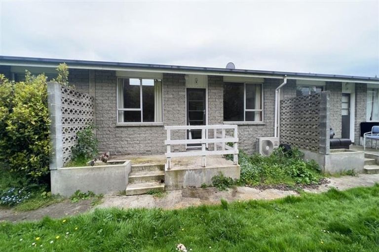 Photo of property in 1-3/55 Milton Street, Gore, 9710